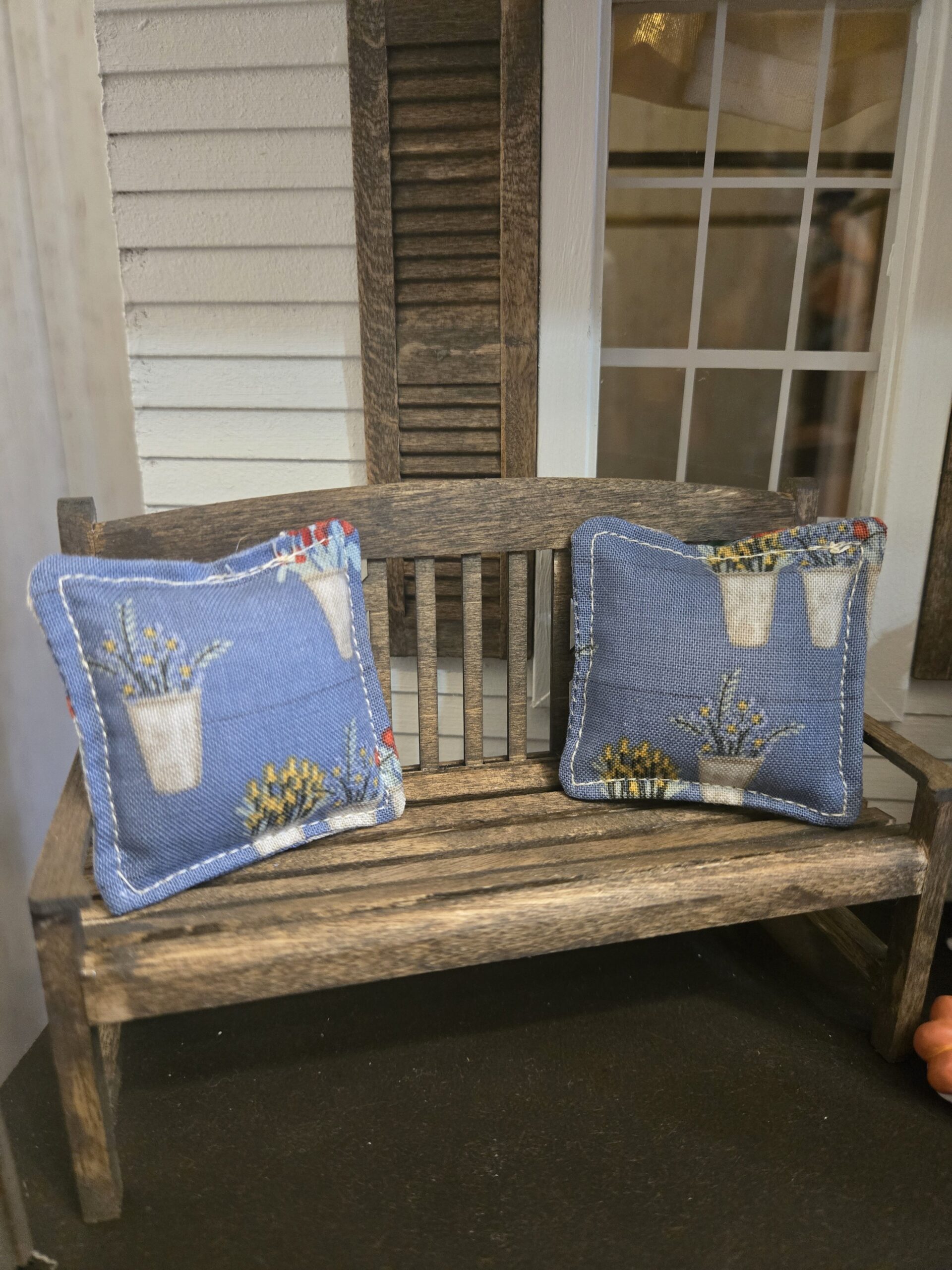 Throw Pillow Set